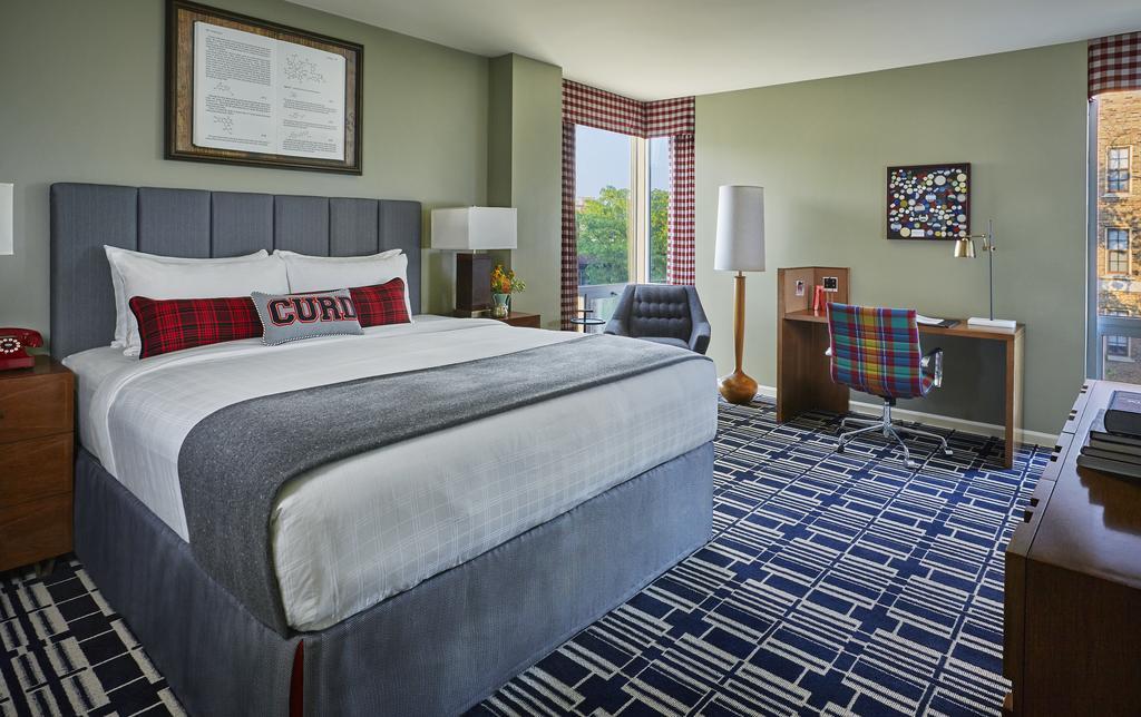 Graduate By Hilton Madison Hotel Room photo