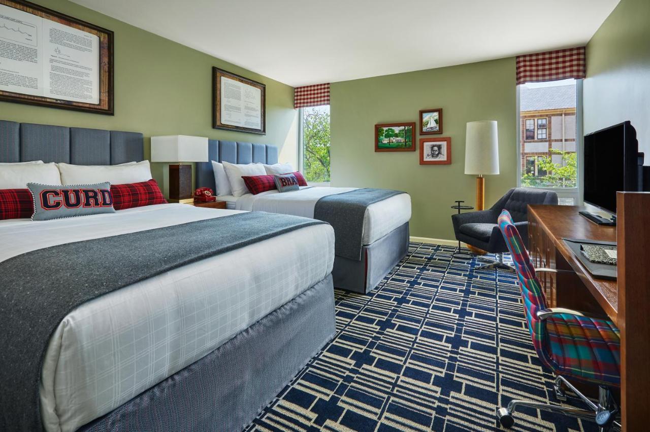Graduate By Hilton Madison Hotel Room photo
